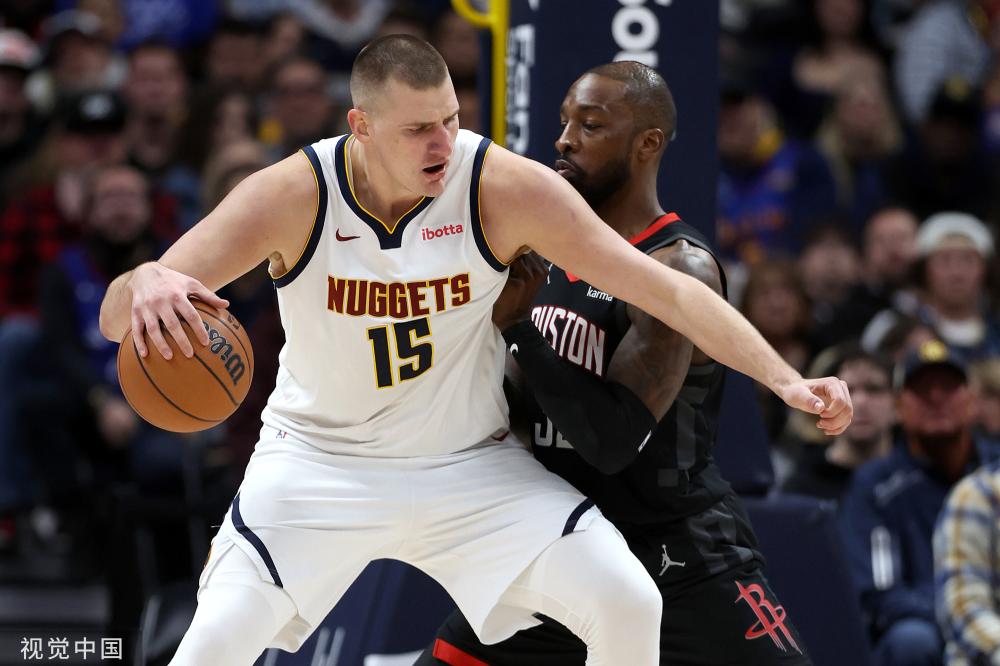 密集防守时 密集防守时